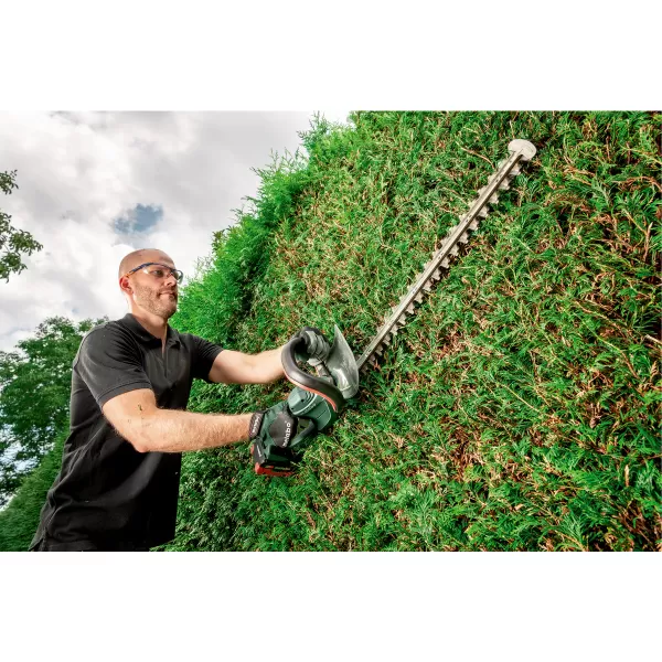 Aku nůžky na živý plot AHS 18-55 V Metabo 600463850