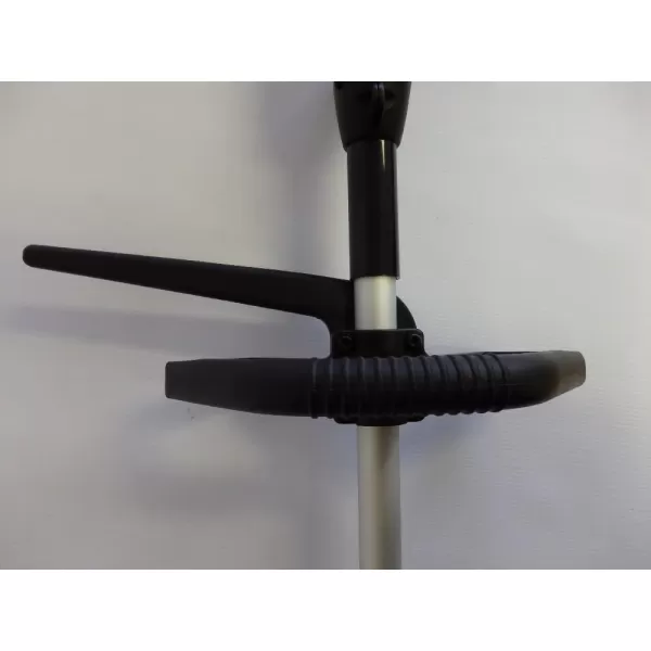 Benzinový vyžínač VeGA VE24250