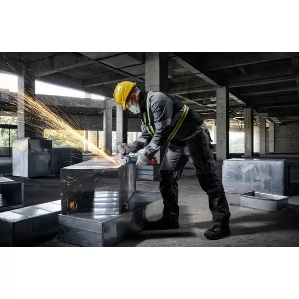 Sada 3 kusů 18V nářadí Bosch GSR 18V-45 + GBH 18V-22 + GWS 18V-8 + GBA 2.0 Ah + GBA 4.0 Ah + GAL 18V-40 + brašna