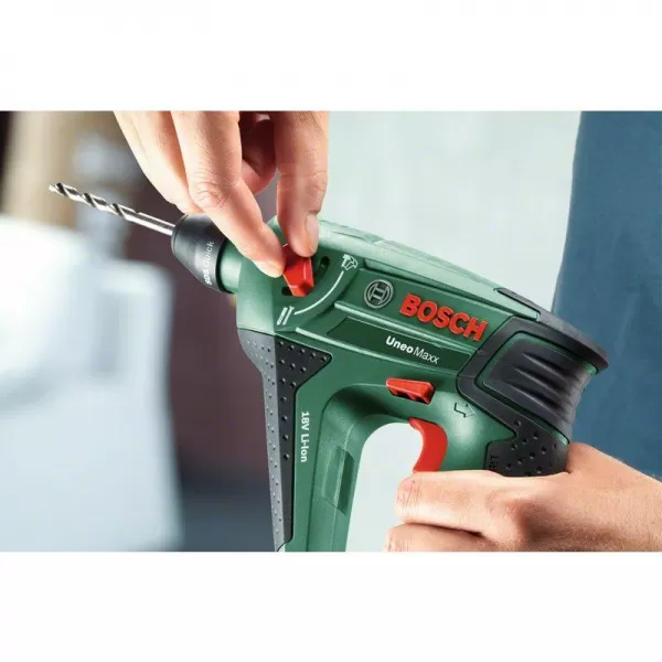 Aku vrtací kladivo 18V bez aku Bosch Uneo Maxx 0.603.952.30C