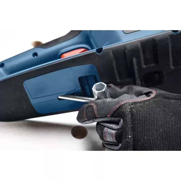 Akumulátorová reťazová píla 18V bez akumulátora GKE 18V-40 Bosch 06008D3000