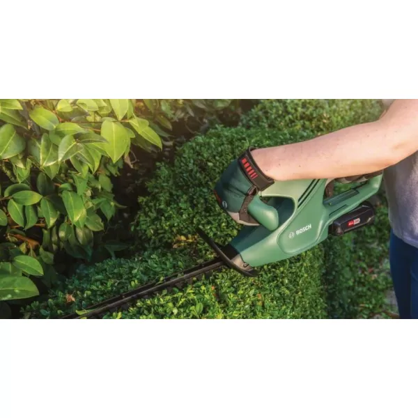 Aku nůžky na živý plot Bosch EasyHedgeCut 18-45 0600849H03