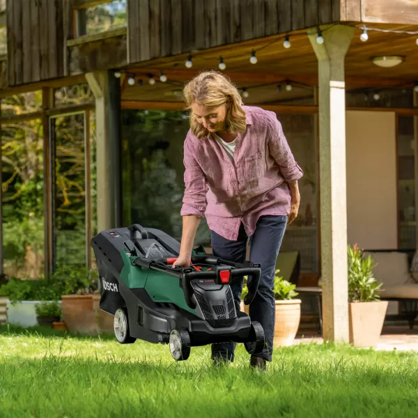 Sekačka na trávu Bosch AdvancedRotak 40-650 06008B9H00