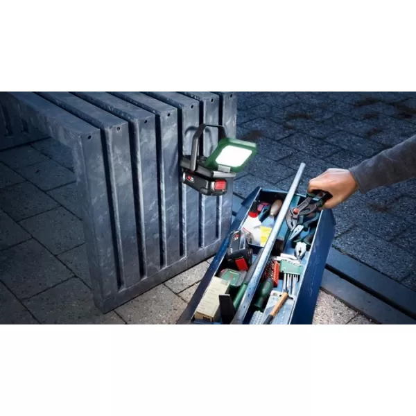 Aku LED světlo 18V bez aku Bosch EasySpotLight 18V-400 06039A1200