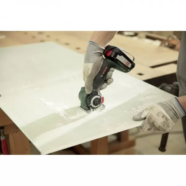 Aku řetězová pila 18V 2,5Ah Bosch NanoBlade AdvancedCut 18 0.603.3D5.101