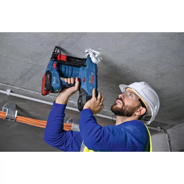 Aku hřebíkovačka do betonu 18V 2x4,0Ah Bosch GNB 18V-40 06019L7005