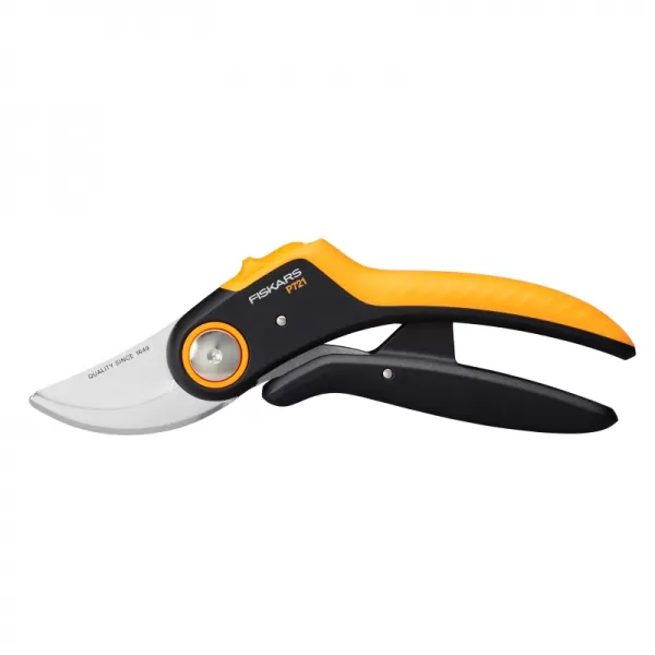 Nůžky zahradní Plus™ PowerLever™ dvoučepelové P721 Fiskars 1057170