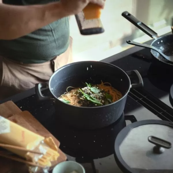 Hard Face Hrnec s nepřilnavým povlakem 5 l Fiskars 1075527