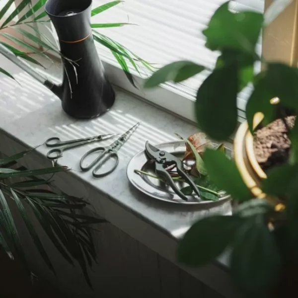 Plant Care sada nůžek s pouzdry, 3 ks Fiskars 1075317