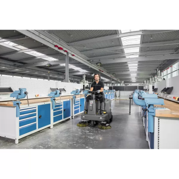 Zametací stroj s odsáváním KM 85/50 R Bp Pack Kärcher 1.351-127.0