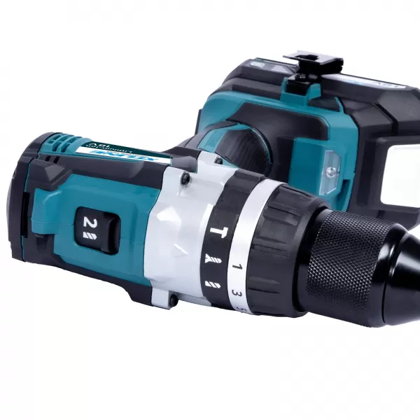 Aku vrtačka s příklepem bezuhlíková 18V/2x4,0Ah Xtline XT102865E