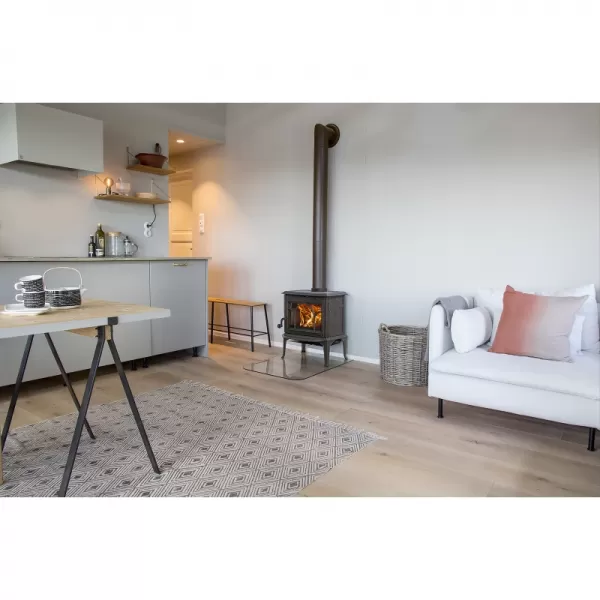 Krbová kamna černý lak, dvířka s ozdobnými příčkami Jotul F 100 ECO.2 LL