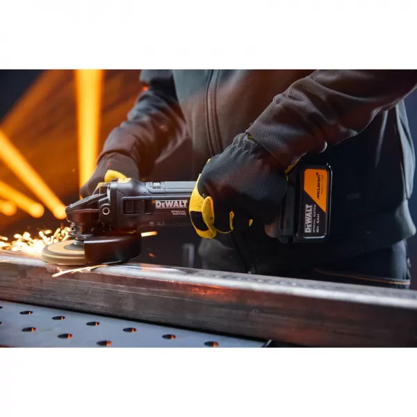 Aku úhlová bruska 125 mm 18V/2x5,0Ah McLaren DeWALT DCG45MP2T