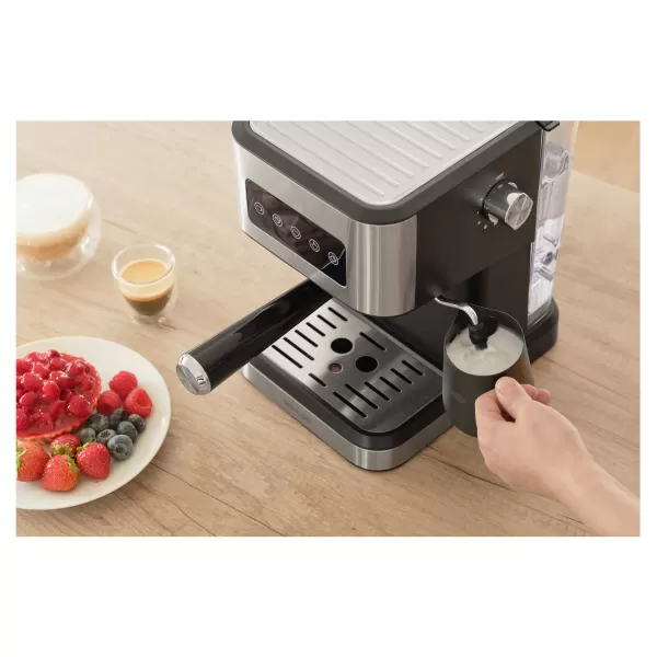 Kávovar na Espresso/Cappuccino SENCOR SES 4020SS