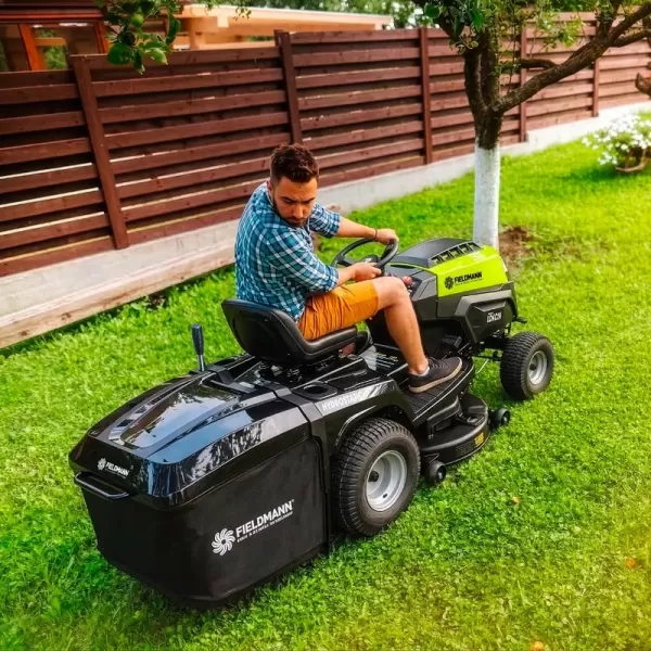 Zahradní traktor FIELDMANN FZTR 9840-B