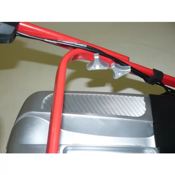 Benzínová sekačka s pojezdem VeGA 525 4SXH 6in1