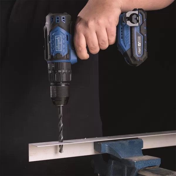Aku příklepový vrtací šroubovák IXES 20V/2,0Ah Scheppach BC-CD60-X-SET S