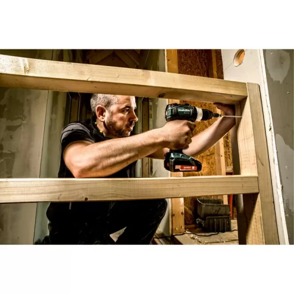 Aku příklepová vrtačka 2x4,0 Ah Metabo SB 18 LT BL