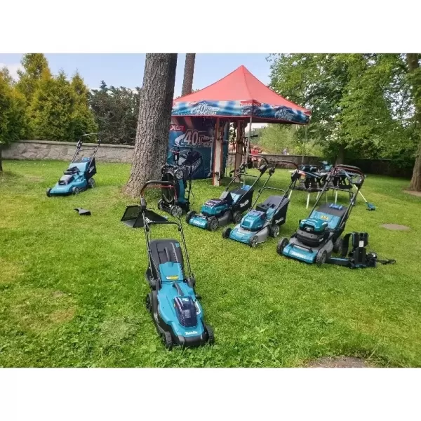 Zahradní aku set 18V/1x5,0Ah Sekačka DLM330 + Tlaková myčka DHW180 Makita DLX2583T