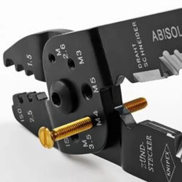 Lisovací kleště pro izolovaná kabelová oka + konektory Knipex 97 21 215 B