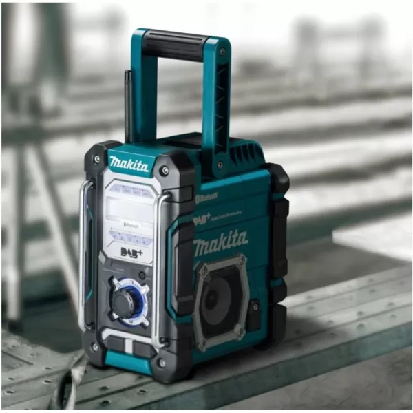 Batériové DAB rádio s Bluetooth 7,2V-18V Makita DMR112