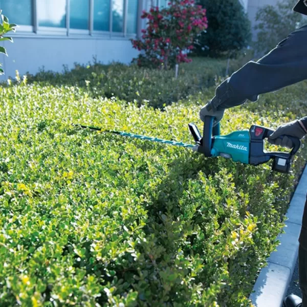 Akumulátorové nožnice na živý plot 600mm 18V bez batérie Makita DUH601Z