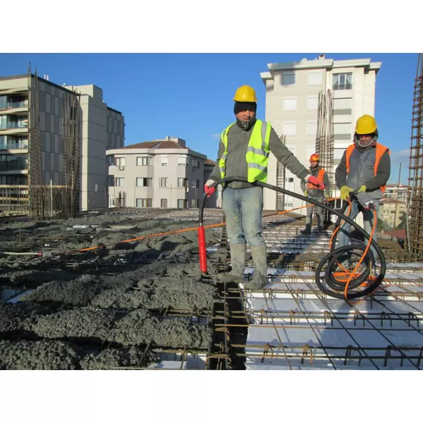 Vysokofrekvenční ponorný vibrátor o průměru 65mm HERVISA PERLES AV 655 T