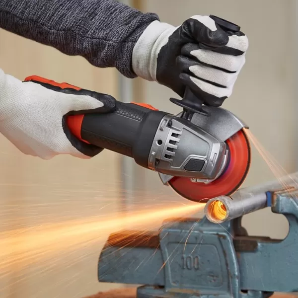 Úhlová bruska 115mm Black&Decker BEG210K