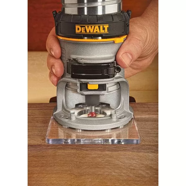 Router D26203 s kopírovacou jednotkou D262005 2v1 900W DeWALT D26204K