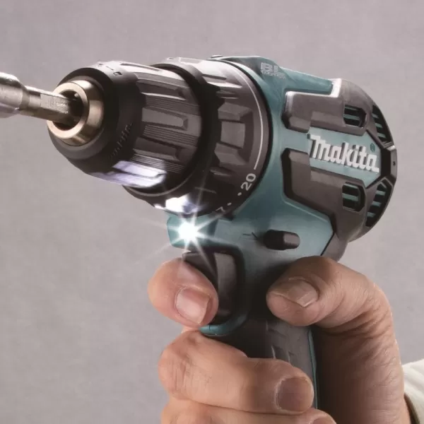 Aku příklepový šroubovák Li-ion LXTB 18V/2x2,0 Ah Makita DHP490WVE