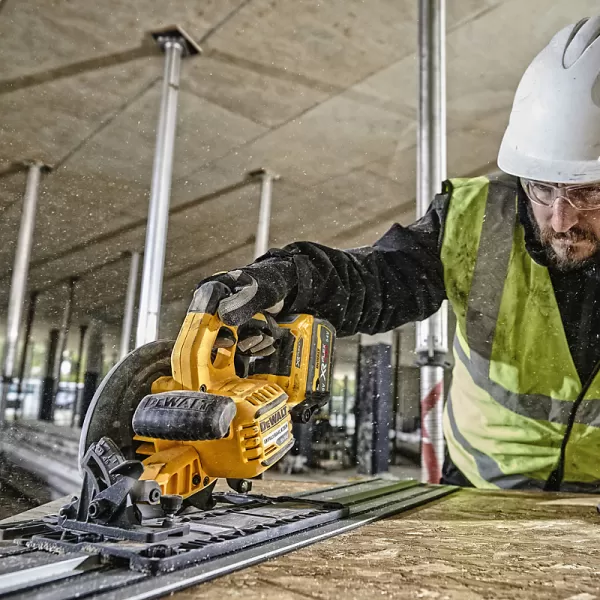 Aku kotoučová pila 54V 2x9,0Ah FLEXVOLT DeWALT DCS579X2