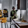 Aku zelený křížový laser 18V 1x2,0Ah DeWALT DCE088D1G18