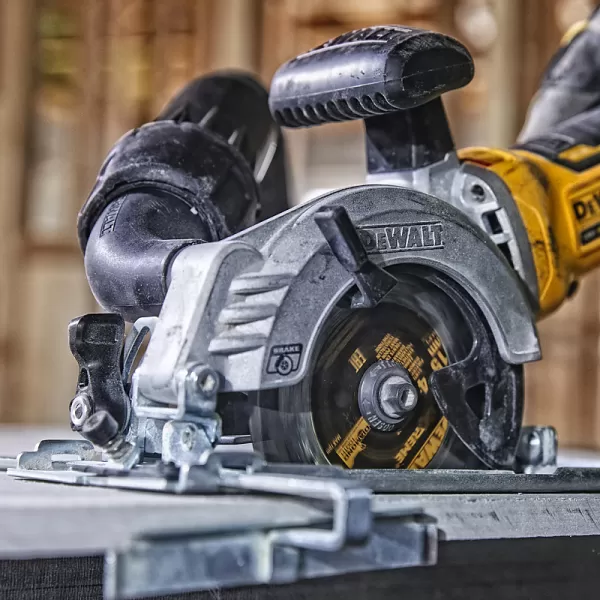 Aku kotoučová pila 18V bez aku DeWALT DCS571N