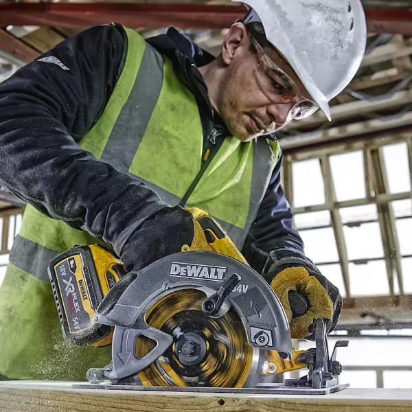 Aku kotoučová pila 54V bez aku DeWALT DCS578NT