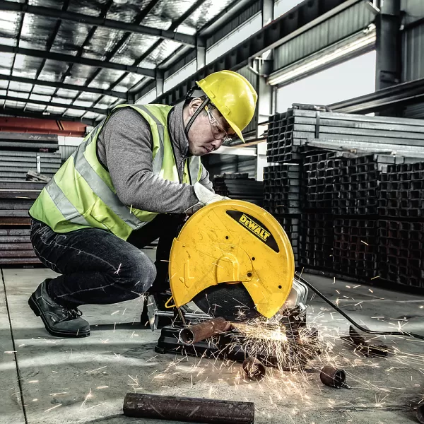 Rozbrušovačka 355mm DeWALT D28730