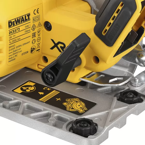 Aku kotoučová pila 18V 2x5,0Ah DeWALT DCS572P2