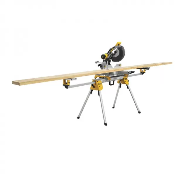 Pokosová pila s posuvem a světelným systémem 305mm DeWALT DWS780
