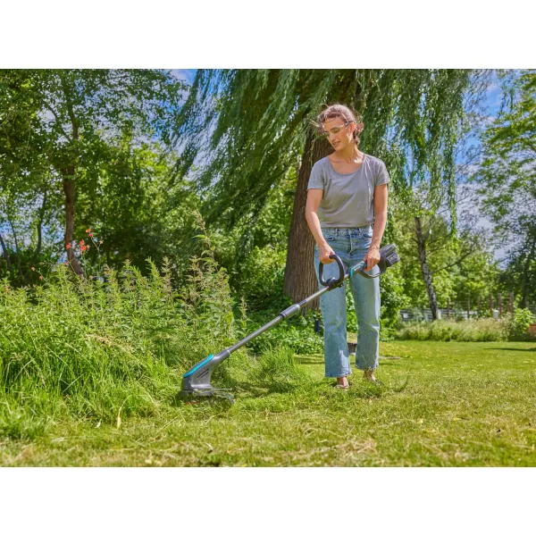 Aku vyžínač PowerTrim 30/18V P4A - bez aku Gardena 14703-55