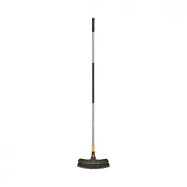 Ergonomic koště Fiskars 1077115