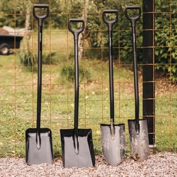 Lopata na betón Ergonomic Fiskars 1066713