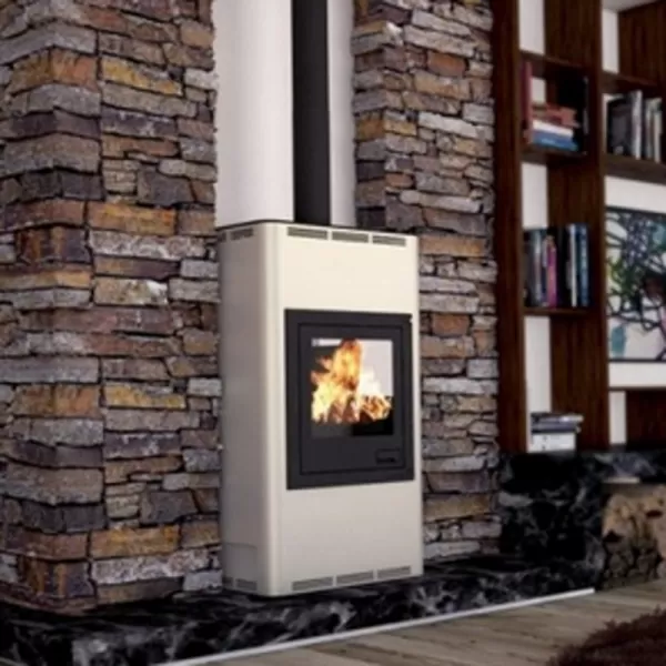 Krbová kamna AQUAFLAM 17 s výměníkem - krémová, základní regulace Flamingo HSF29-030