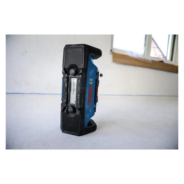 Aku rádio 18V bez aku Bosch PRO GPB18V-3SC 06014A3300
