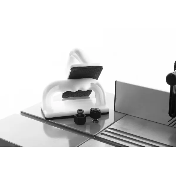 Stolní frézka 230V Holzmann TFM 610V