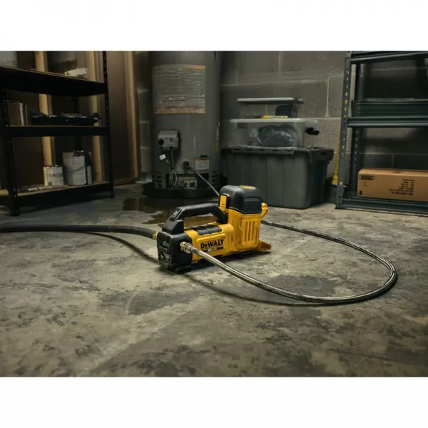 Aku přečerpávací čerpadlo 18V bez aku DeWALT DCE050N