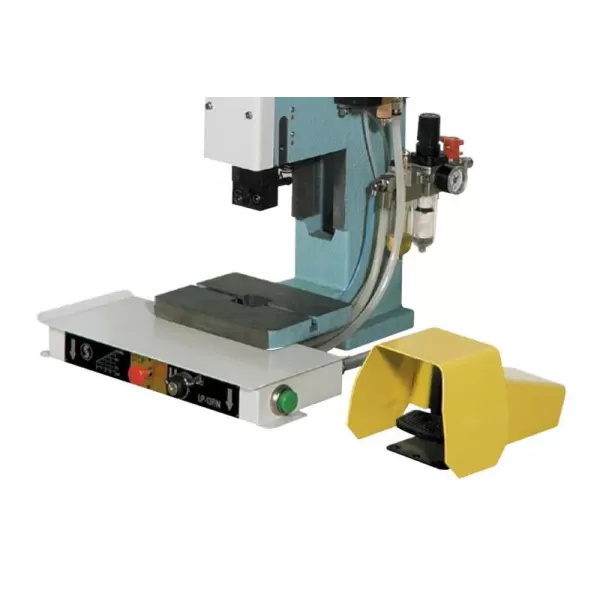 Pneumatická děrovačka SEMET LP 13E