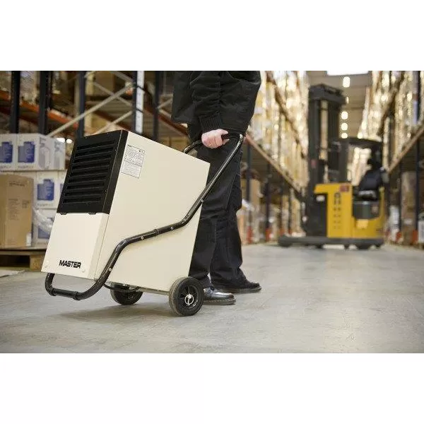 Poloprofesionální odvlhčovač vzduchu Master DH 752