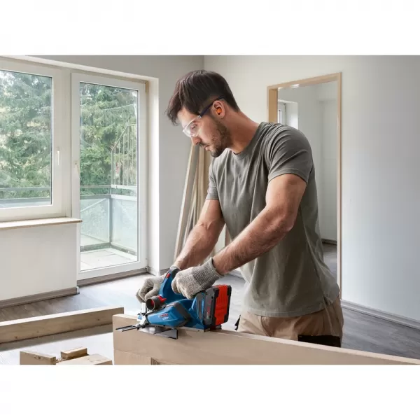 Aku hoblík 18v bez aku Bosch GHO 18V-26 06015B5001