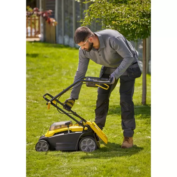 Aku sekačka na trávu V20 2x18V 2x4,0Ah Stanley SCMWP3701M2
