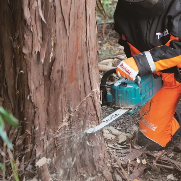 Aku řetězová pila 300 mm Li-ion XGT 40V bez aku Makita UC014GZ