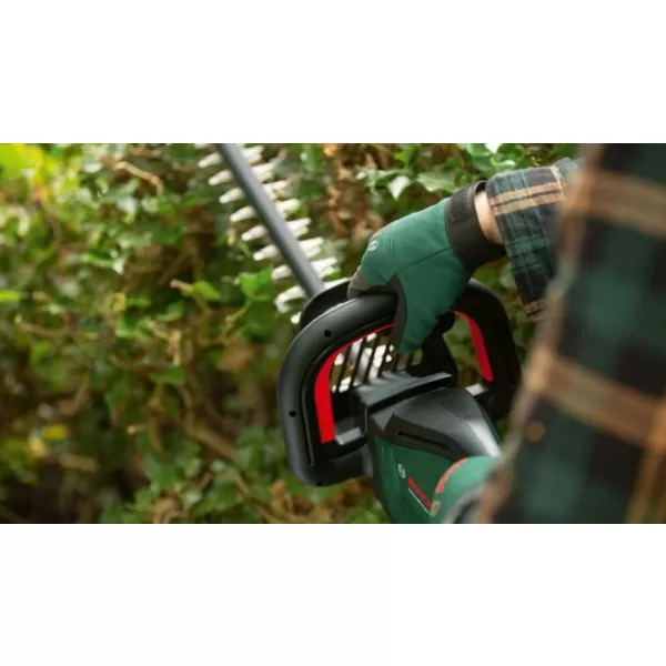 Aku teleskopické nůžky na živé ploty 2,0Ah Bosch AdvancedHedgeCut 36V-65-28 0 600 84A 300